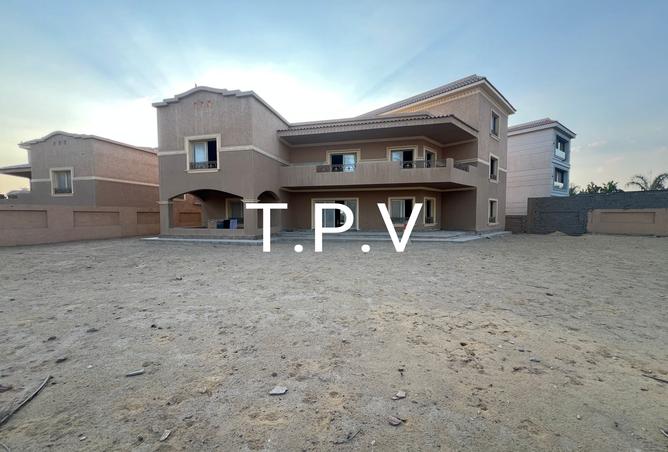 8303624 - Property Image 3