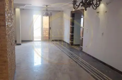 Apartment - 4 Bedrooms - 4 Bathrooms for sale in Nady Smouha Al Riyadi St. - Smouha - Hay Sharq - Alexandria