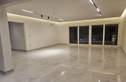 Penthouse - 3 Bedrooms - 4 Bathrooms for rent in Mountain View iCity - 5th Settlement Compounds - The 5th Settlement - New Cairo City - Cairo