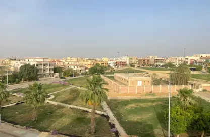 شقة - 3 غرف نوم - 3 حمامات للبيع في المجاورة الاولي - الحي السابع - مدينة الشروق - القاهرة