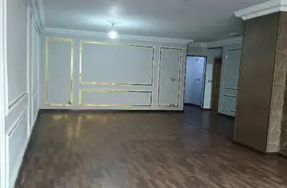 شقة - 2 غرف نوم - 2 حمامات للبيع في ميدان سموحة - سموحة - حي شرق - الاسكندرية