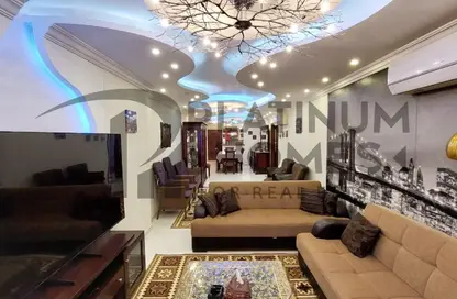 Apartment - 2 Bedrooms - 1 Bathroom for rent in El Shatby - Hay Wasat - Alexandria