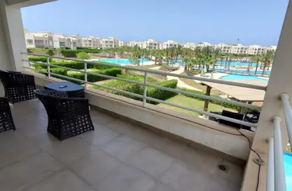 فيلا - 4 غرف نوم - 3 حمامات للايجار في أمواج - سيدي عبد الرحمن - الساحل الشمالي