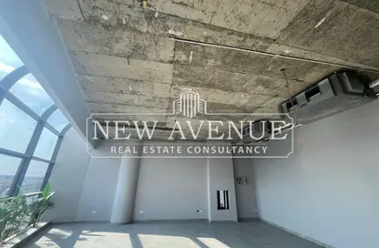 مساحات مكتبية - استوديو - 3 حمامات للايجار في 90 افينيو - المستثمرين الجنوبية - مدينة القاهرة الجديدة - القاهرة