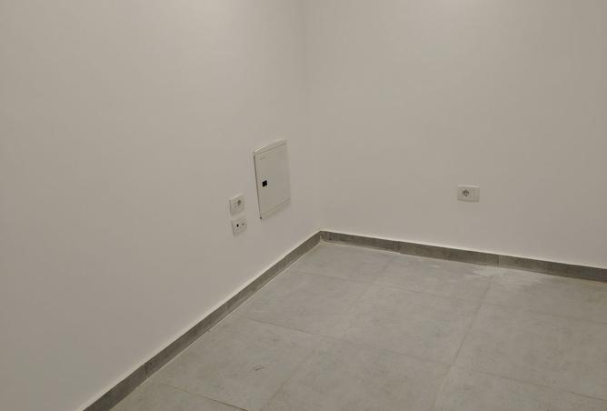 8205916 - Property Image 3