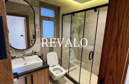 Apartment - 2 Bedrooms - 2 Bathrooms for sale in Aeon - 6 October Compounds - 6 October City - Giza