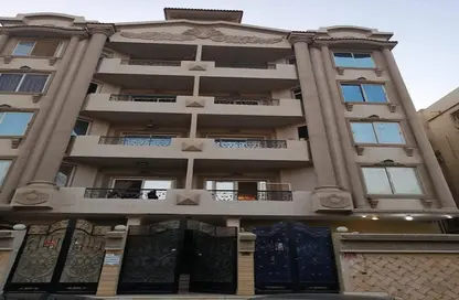 Duplex - 4 Bedrooms - 4 Bathrooms for sale in Street27 - District 5 - The 5th Settlement - New Cairo City - Cairo