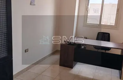 مساحات مكتبية - استوديو - 2 حمامات للايجار في شارع بيرم التونسي - النرجس 1 - النرجس - مدينة القاهرة الجديدة - القاهرة