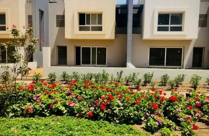 Townhouse - 4 Bedrooms - 3 Bathrooms for sale in Hyde Park - 5th Settlement Compounds - The 5th Settlement - New Cairo City - Cairo