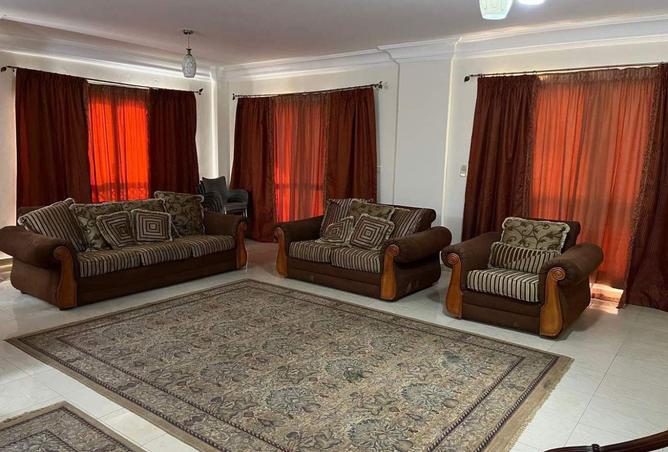 8451710 - Property Image 2