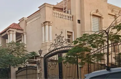 Villa - 6 Bedrooms - 6 Bathrooms for sale in Maxim - The 1st Settlement - New Cairo City - Cairo