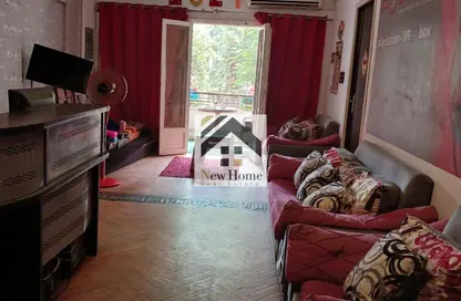 Apartment - 3 Bedrooms - 1 Bathroom for sale in Street 9 - Maadi - Hay El Maadi - Cairo