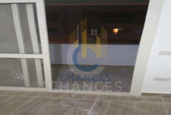 8060737 - Property Image 3