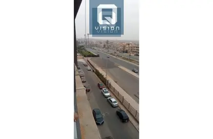 شقة - 3 غرف نوم - 2 حمامات للايجار في حى القرنفل - التجمع الخامس - مدينة القاهرة الجديدة - القاهرة