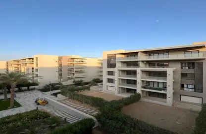 Apartment - 3 Bedrooms - 2 Bathrooms for sale in The Address East - 90 Street - The 5th Settlement - New Cairo City - Cairo