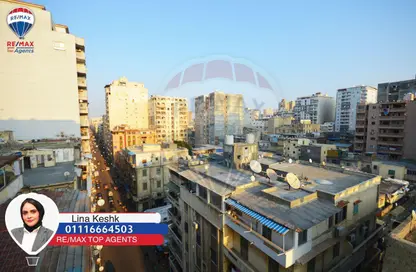 شقة - 3 غرف نوم - 2 حمامات للبيع في كامب شيزار - حي وسط - الاسكندرية