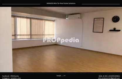 Apartment - 3 Bedrooms - 2 Bathrooms for sale in Al Nasr St. - El Laselky - New Maadi - Hay El Maadi - Cairo