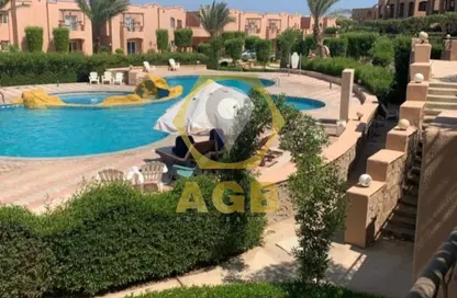 Chalet - 2 Bedrooms - 1 Bathroom for sale in Empire Resort - Al Ain Al Sokhna - Suez