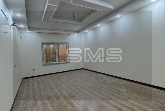 8450174 - Property Image 3