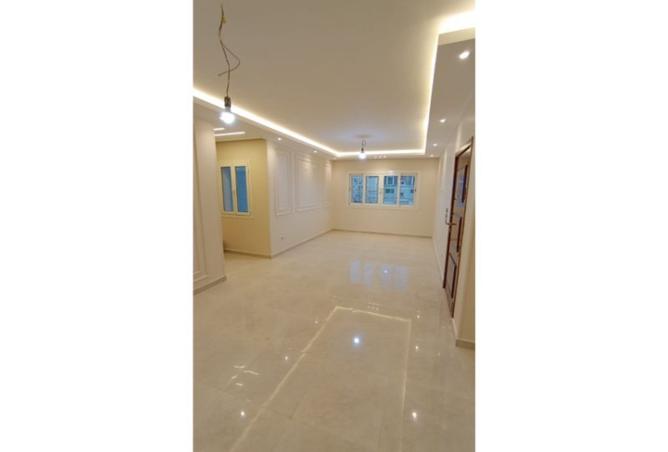 8013903 - Property Main Image