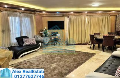 Apartment - 3 Bedrooms - 2 Bathrooms for rent in El Gaish Road - Miami - Hay Awal El Montazah - Alexandria