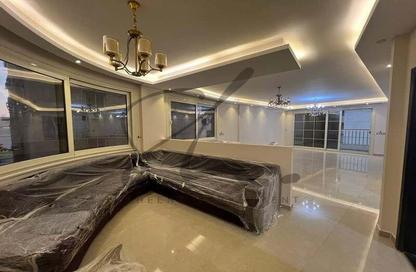 Apartment - 3 Bedrooms - 2 Bathrooms for sale in American University Housing District - 5th Settlement Compounds - The 5th Settlement - New Cairo City - Cairo