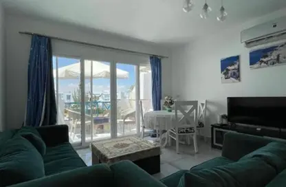Apartment - 2 Bedrooms - 2 Bathrooms for sale in Mountain View - Ras Al Hekma - North Coast