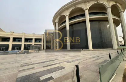 مساحات مكتبية - استوديو - 4 حمامات للايجار في شارع التسعين - التجمع الخامس - مدينة القاهرة الجديدة - القاهرة