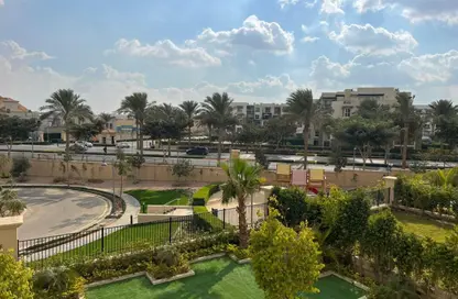 منزل مزدوج - 3 غرف نوم - 3 حمامات للايجار في ليفانا - اب تاون كايرو - المقطم - القاهرة