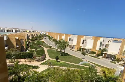 شاليه - 4 غرف نوم - 5 حمامات للبيع في سي شيل - سيدي عبد الرحمن - الساحل الشمالي