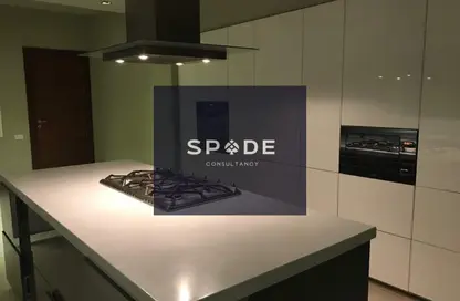 فيلا - 8 غرف نوم - 8 حمامات للبيع في سوان ليك قطامية - التجمع الاول - مدينة القاهرة الجديدة - القاهرة