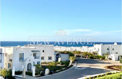 Chalet - 2 Bedrooms - 2 Bathrooms for sale in Mountain View - Ras Al Hekma - North Coast
