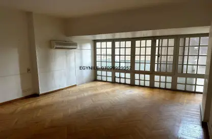 Apartment - 3 Bedrooms - 2 Bathrooms for sale in Mohamed Anis St. - Zamalek - Cairo