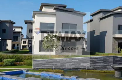 Villa - 5 Bedrooms - 4 Bathrooms for sale in Creek Town - The 1st Settlement - New Cairo City - Cairo