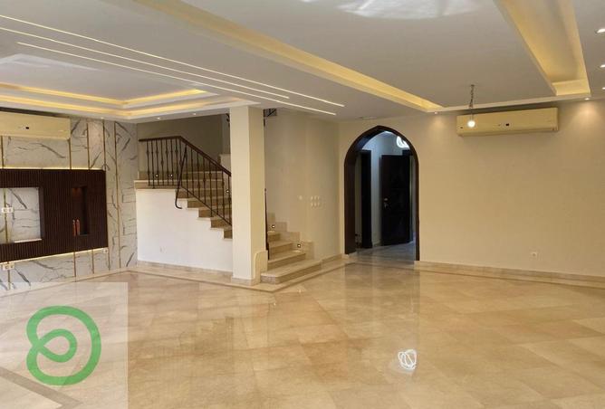 8392084 - Property Image 2