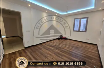 دوبلكس - 3 غرف نوم - 3 حمامات للايجار في طريق الحرية - سابا باشا - حي شرق - الاسكندرية