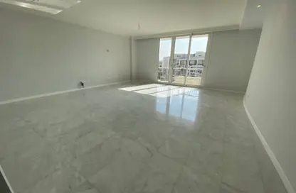 Apartment - 3 Bedrooms - 3 Bathrooms for sale in Pyramids Hills - Cairo Alexandria Desert Road - 6 October City - Giza