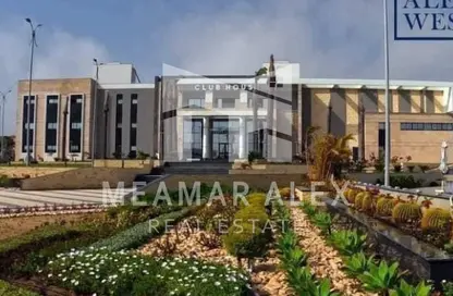 Apartment - 3 Bedrooms - 2 Bathrooms for sale in Alex West - Alexandria Compounds - Alexandria