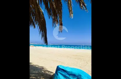 منزل مزدوج - 4 غرف نوم - 4 حمامات للبيع في كون - راس الحكمة - الساحل الشمالي