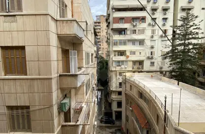 Apartment - 4 Bedrooms - 2 Bathrooms for rent in Al Batalsa St. - Azarita - Hay Wasat - Alexandria