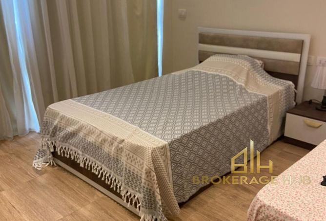 8027059 - Property Image 3