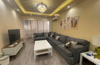 Apartment - 2 Bedrooms - 1 Bathroom for rent in El Banafseg Apartment Buildings - El Banafseg - New Cairo City - Cairo