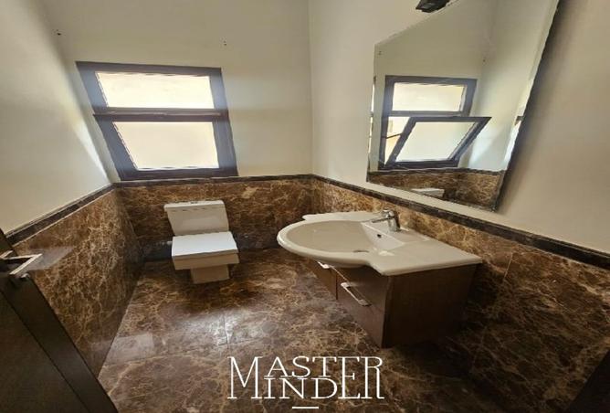 8320066 - Property Image 3