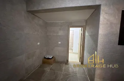 شقة - 3 غرف نوم - 3 حمامات للايجار في مون ريزيدنس - فيفث سكوير - التجمع الخامس - مدينة القاهرة الجديدة - القاهرة