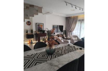Townhouse - 3 Bedrooms - 4 Bathrooms for sale in Hyde Park - 5th Settlement Compounds - The 5th Settlement - New Cairo City - Cairo