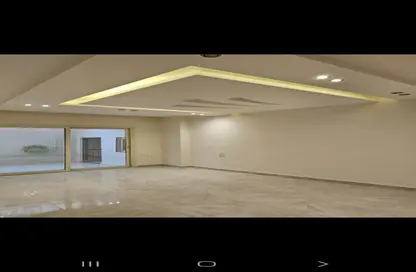 Apartment - 2 Bedrooms - 2 Bathrooms for sale in North Lotus - El Lotus - New Cairo City - Cairo