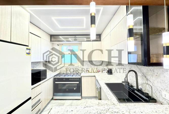 8200557 - Property Image 3