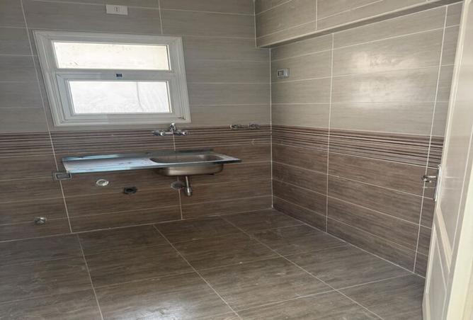 8421545 - Property Image 3