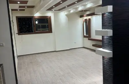 Apartment - 2 Bedrooms - 1 Bathroom for rent in South Lotus - El Lotus - New Cairo City - Cairo Apartment - 2 Bedrooms - 1 Bathroom for rent in South Lotus - El Lotus - New Cairo City - Cairo