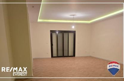 Apartment - 4 Bedrooms - 3 Bathrooms for rent in Green 5 - 6 October Compounds - 6 October City - Giza